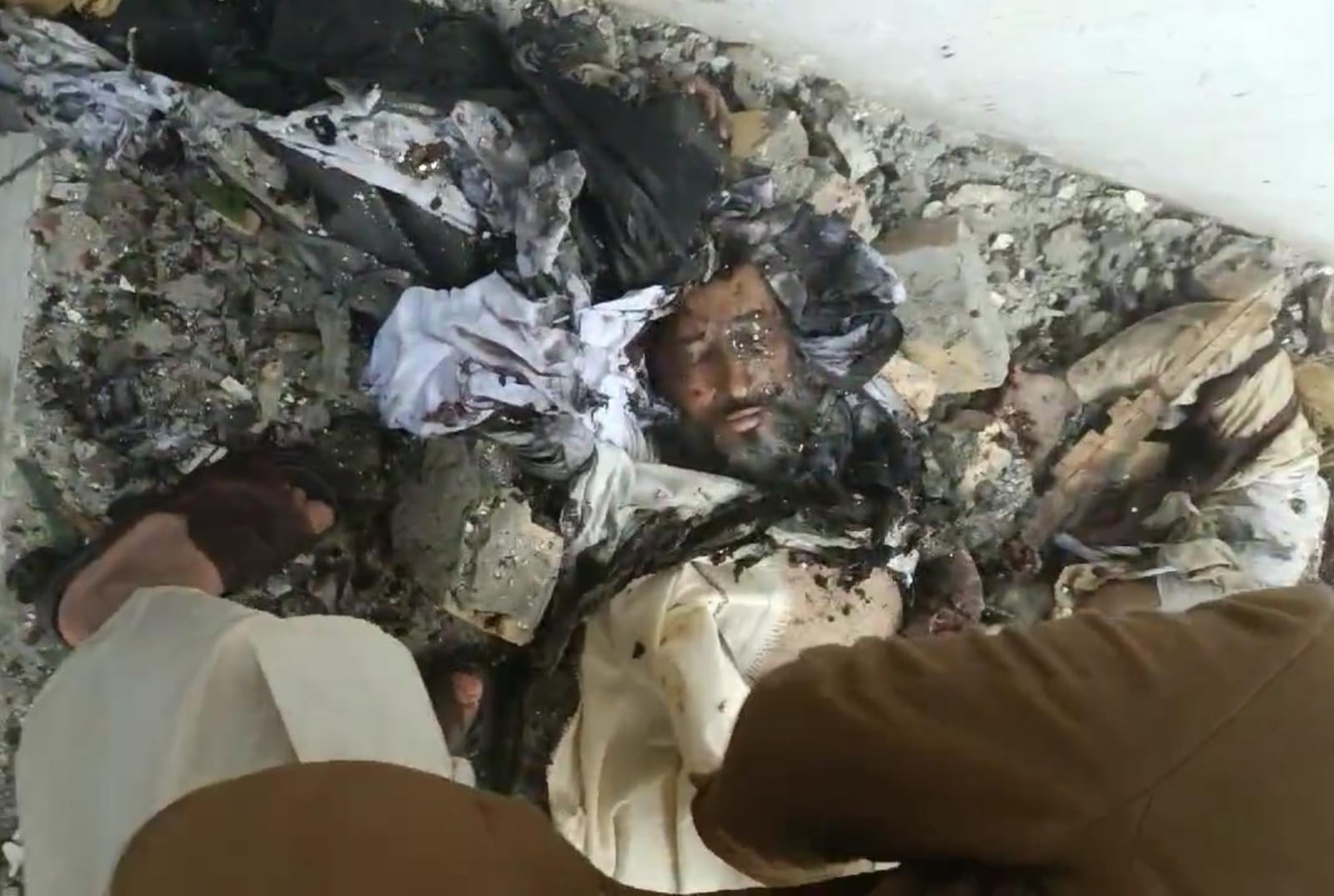 Death of Seminary's head, cleric and Jamiat Ulema-e-Islam (S) leader Hamid Ul Haq Haqqani.